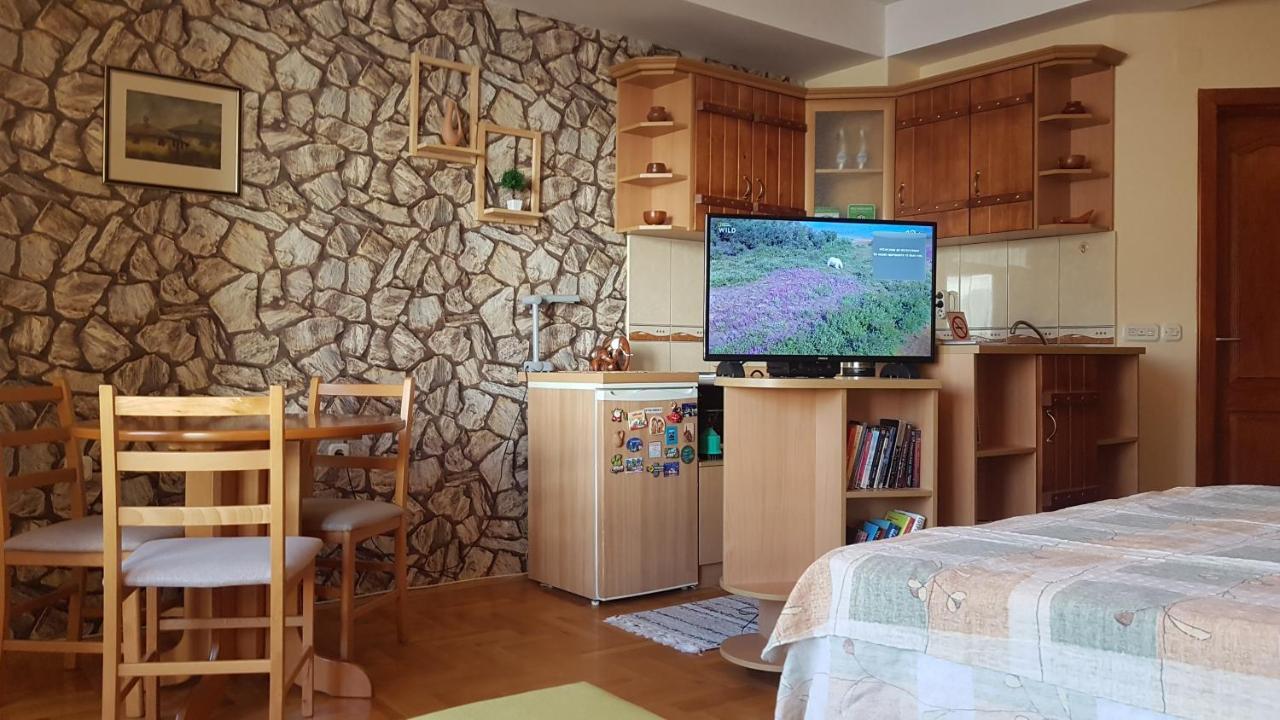 Luccia Apartments - Ohrid City Centre Екстериор снимка